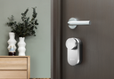 EZVIZ  CS-DL01 Pro Serrure de porte intelligente avec Bluetooth et Wi-Fi intégrés - Accès sans clé - EZVIZ Apps Clavier DL01CP en option